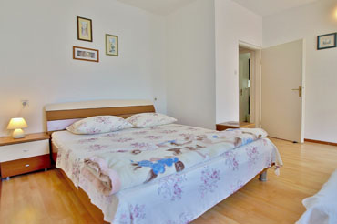 Apartments BALEN * 1 single bed and 1 large double bed