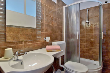 Apartments BALEN * bathroom with shower, free toiletries, towels